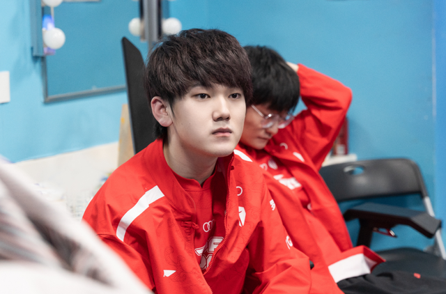 爱游戏全站-JackeyLove遭遇十二持续失利，G2教练压力巨大！气势如虹延续的简单介绍-爱游戏全站