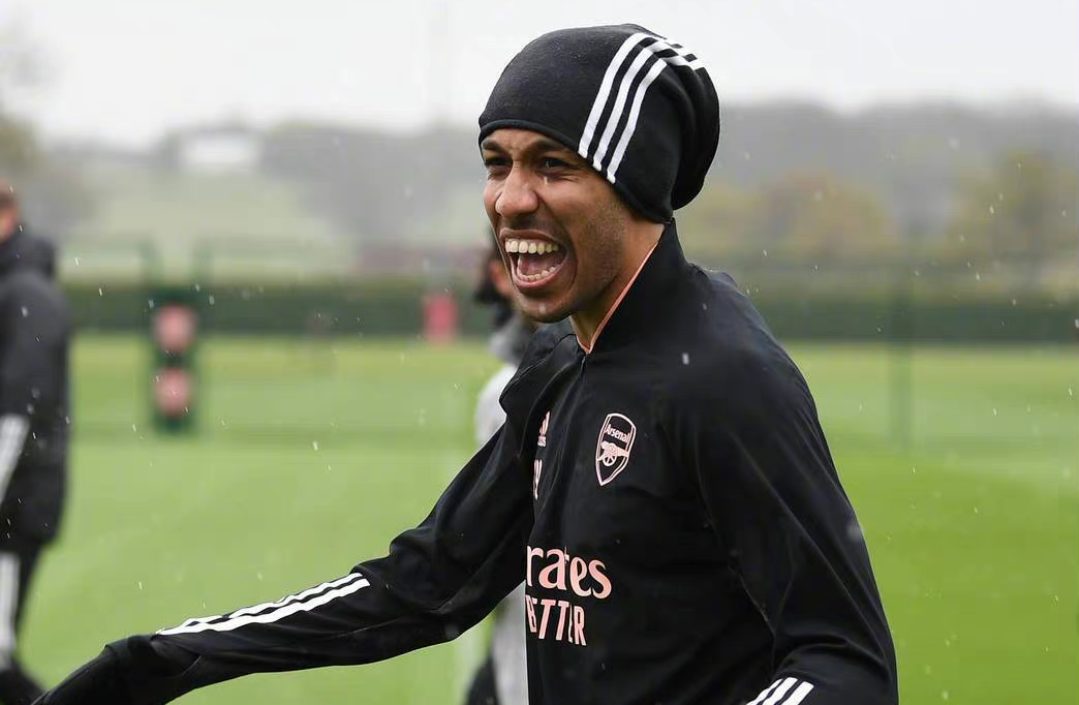 爱游戏全站-赛后体能课后，比利亚雷亚尔官宣签约备战欧联，媒体盛赞，年轻球员得到机会的简单介绍-爱游戏全站